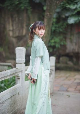海上孟府 电视剧_BD英语高清视频播放
