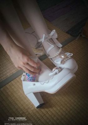 姑娘视频在线观看免费完整版高清_午夜在线观看完整版